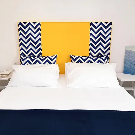 Casa Pantone 招待所