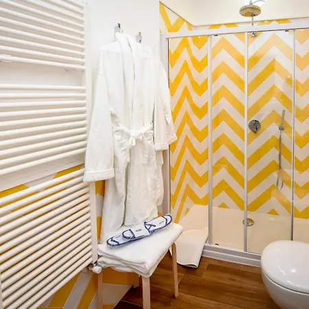 Πανσιόν Casa Pantone