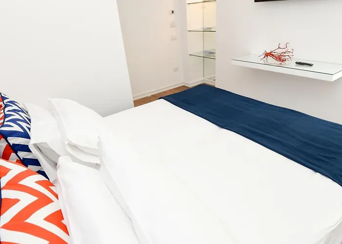 Casa Pantone 3*